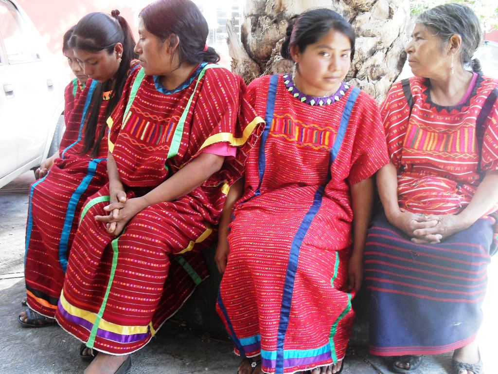 Mujeres indígenas. triquis de Copala